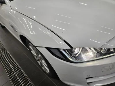 2016 Jaguar XE VIN: