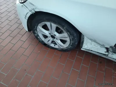 2015 Mercedes-Benz C 220 VIN: