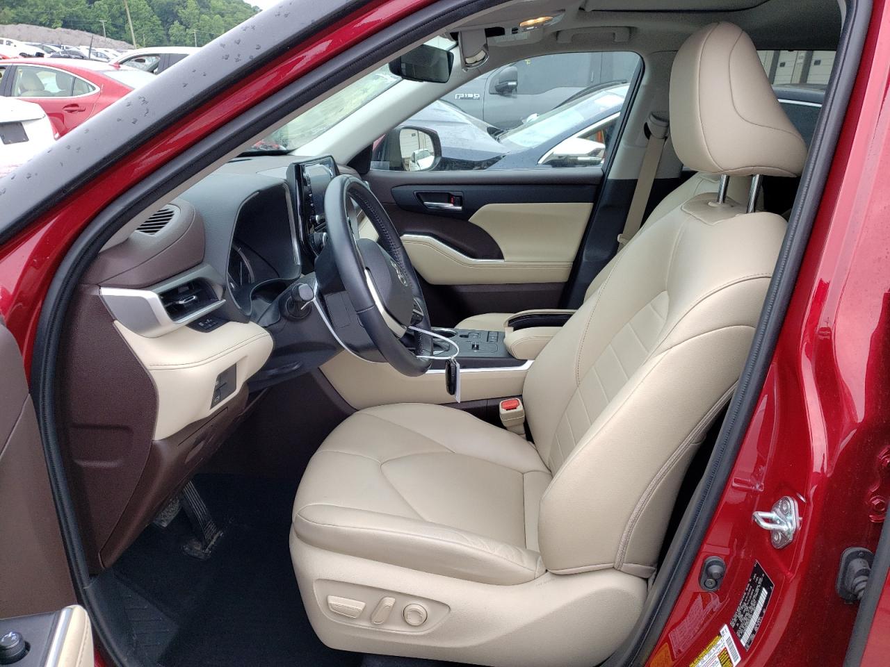 2022 TOYOTA HIGHLANDER XLE VIN:5TDGZRAH6NS541507