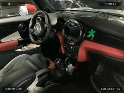 2021 MINI Cooper WMWXY9101M2N84698 VIN:WMWXY9101M2N84698