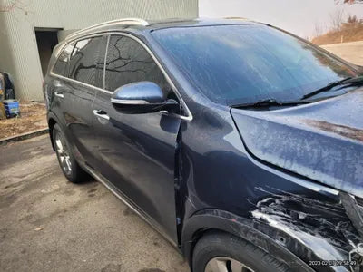 2018 Kia Sorento KNAPS81BDJA448521 VIN:KNAPS81BDJA448521