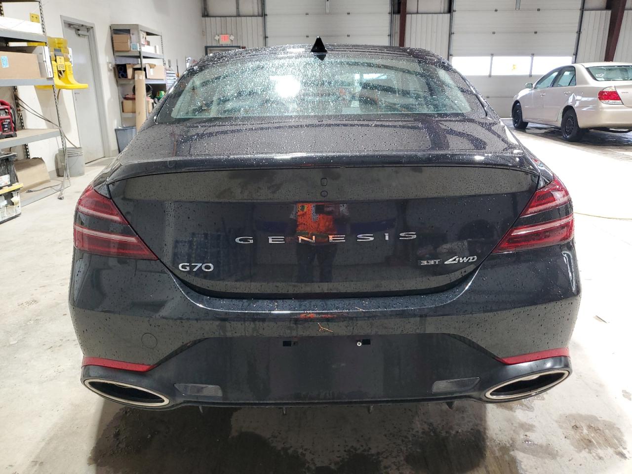 2022 GENESIS G70 BASE VIN:KMTG54TE4NU085411