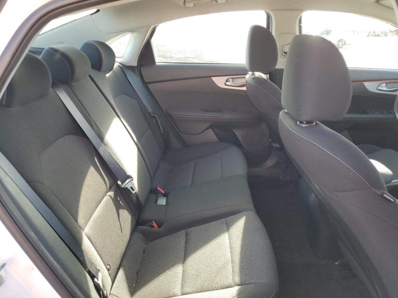 2023 KIA FORTE LX VIN:3KPF24AD4PE595739