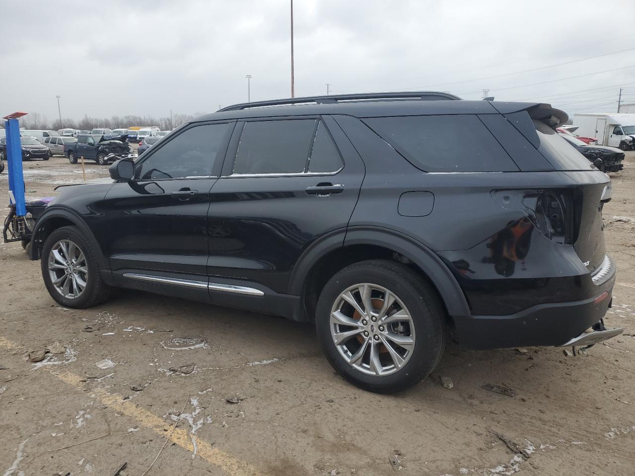 2023 FORD EXPLORER XLT VIN:1FMSK8DH1PGA27674