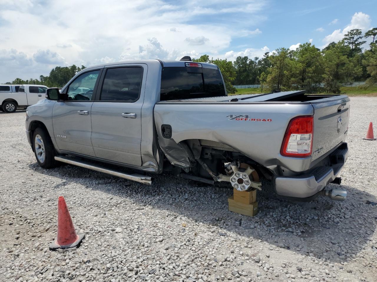 2022 RAM 1500 BIG HORN/LONE STAR VIN:1C6SRFFT3NN417262