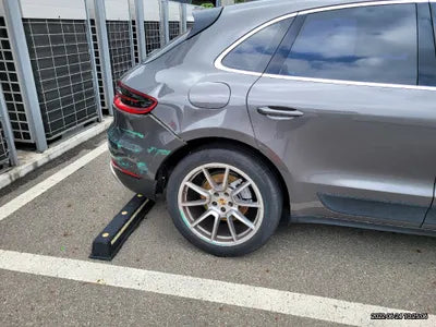 2015 Porsche Macan WP1AD2957FLB83227 VIN:WP1AD2957FLB83227