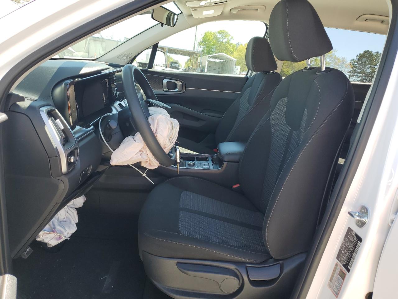 2022 KIA SORENTO LX VIN:5XYRG4LC9NG111583