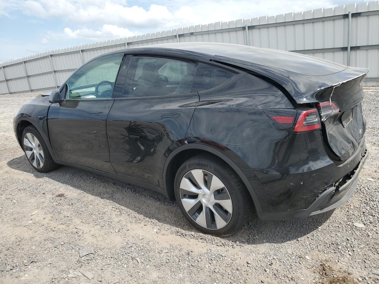 2023 TESLA MODEL Y  VIN:7SAYGDEE1PF796606