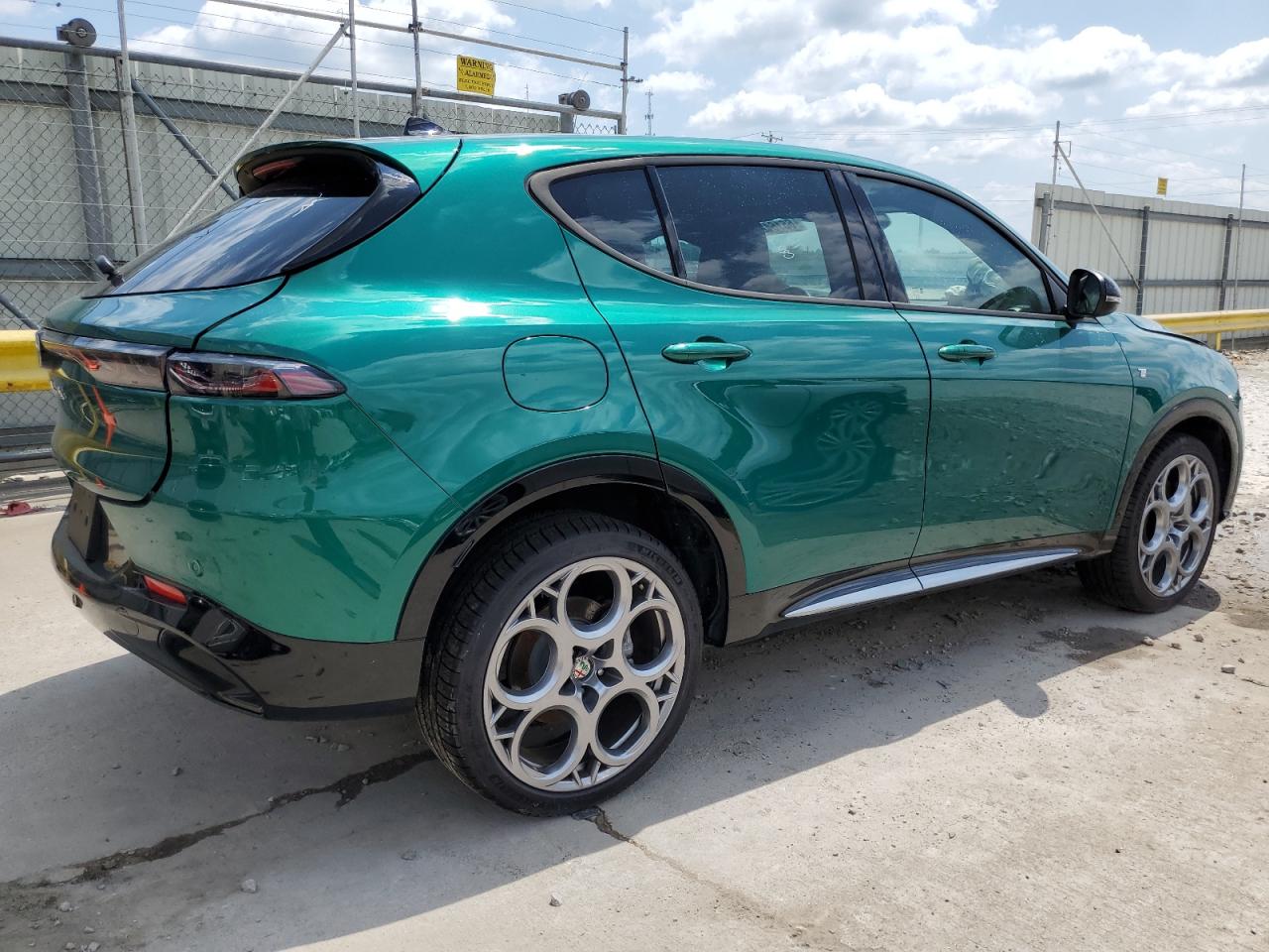 2024 ALFA ROMEO TONALE TI VIN:ZASPATCW0R3055934