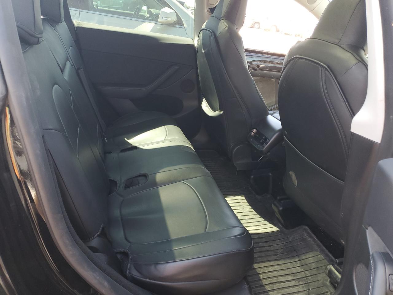 2023 TESLA MODEL Y  VIN:7SAYGDEE7PF844707