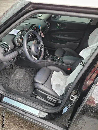 2021 MINI Clubman WMWXJ3100M2N95872 VIN:WMWXJ3100M2N95872