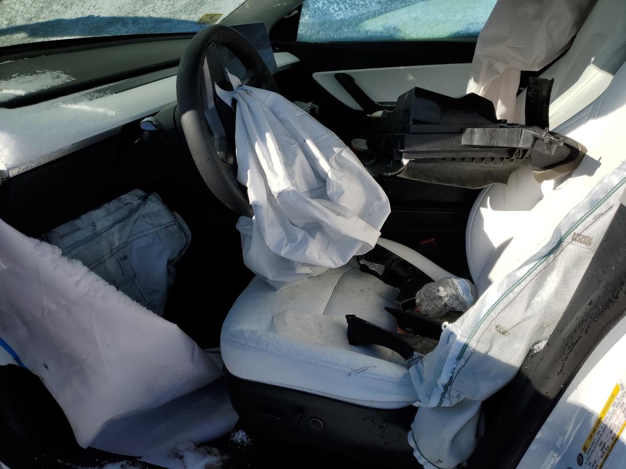 2022 TESLA MODEL Y  VIN:7SAYGDEF6NF416360