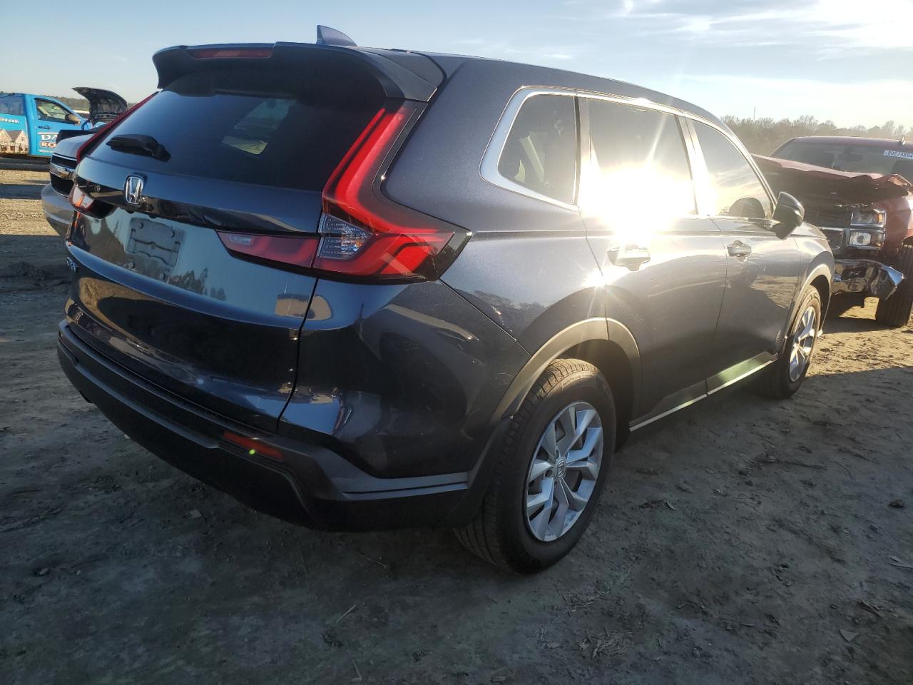 2023 HONDA CR-V LX VIN:7FARS3H26PE010038