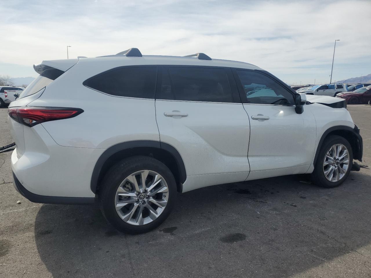 2023 TOYOTA HIGHLANDER L VIN:5TDKDRAHXPS019944