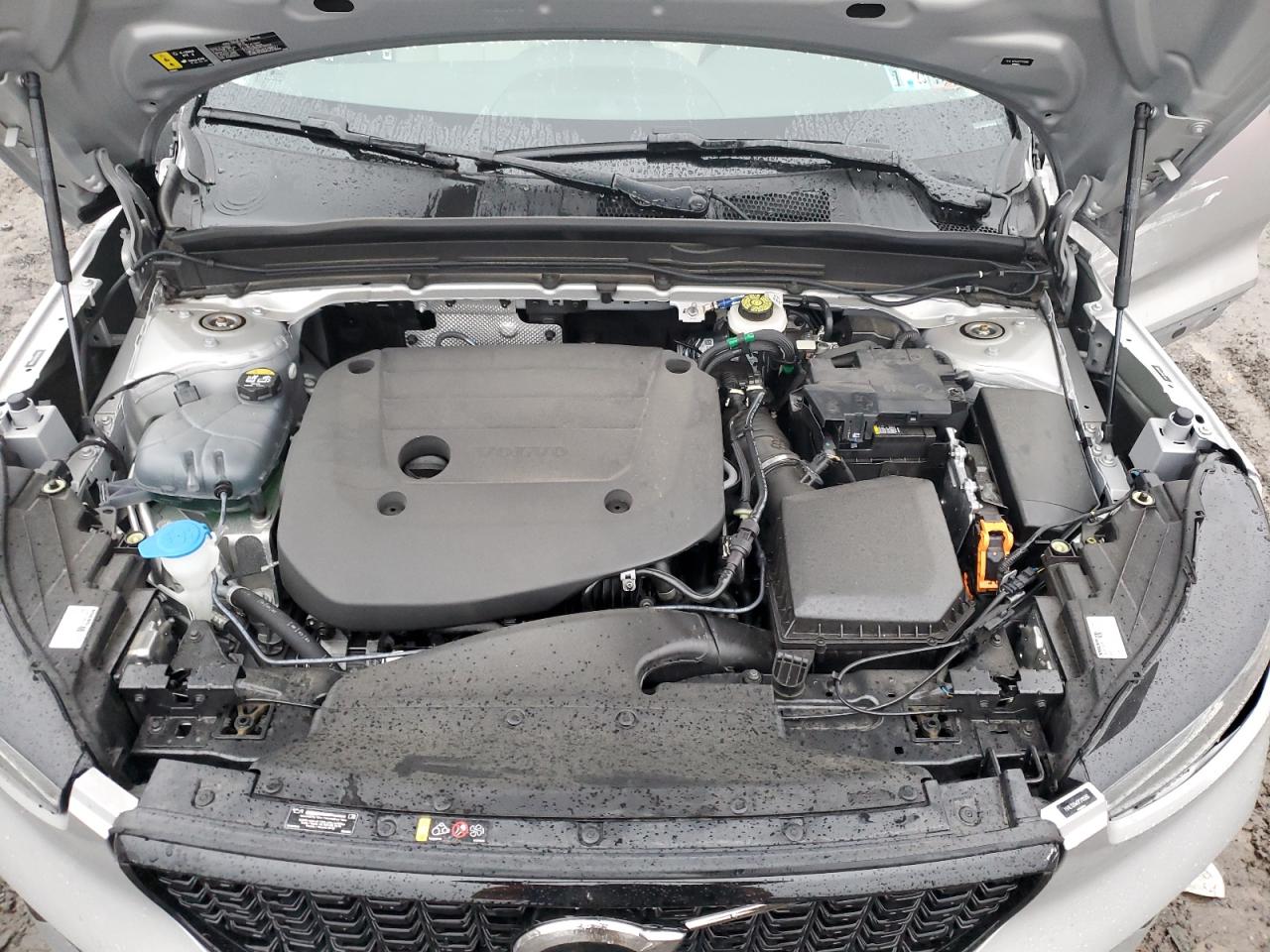 2023 VOLVO XC40 PLUS VIN:YV4L12UW0P2111986