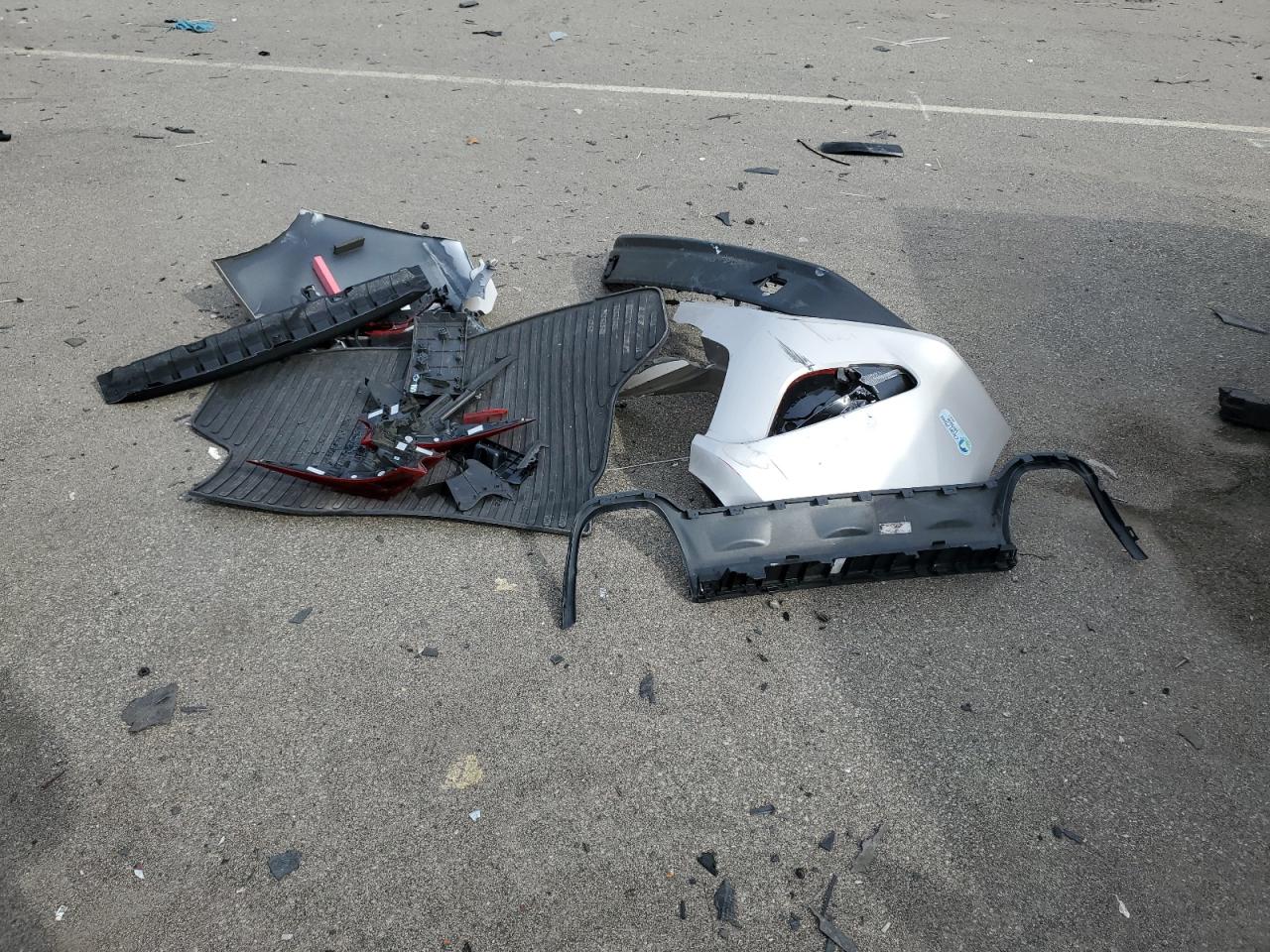 2022 TOYOTA PRIUS PRIME LE VIN:JTDKAMFP5N3206843