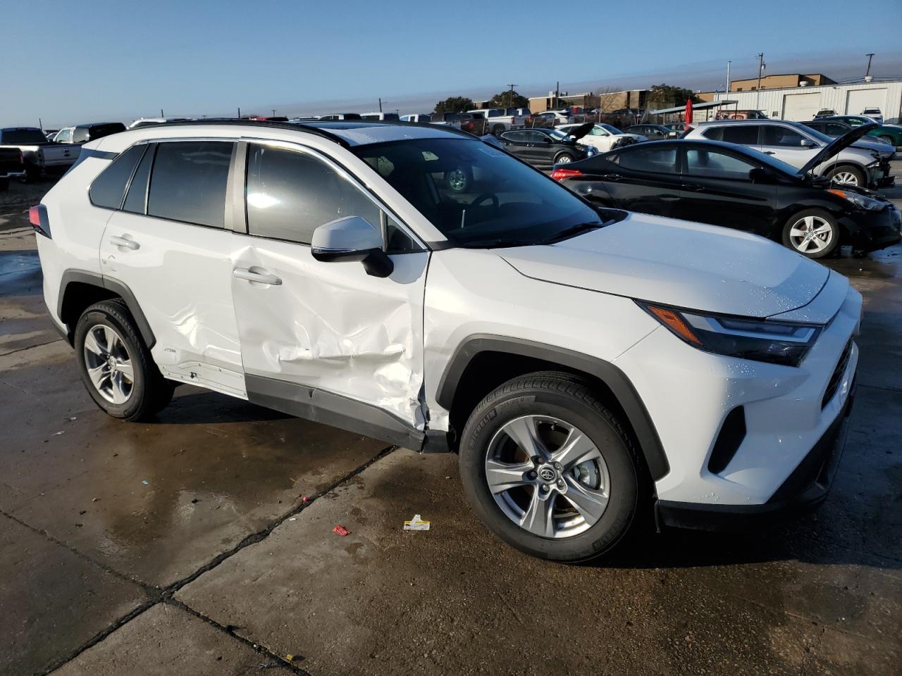 2024 TOYOTA RAV4 XLE VIN:2T3RWRFV5RW240506