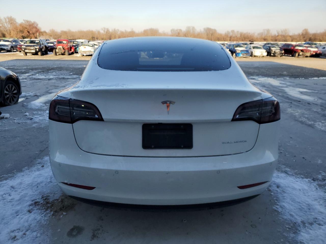 2022 TESLA MODEL 3  VIN:5YJ3E1EB8NF129143