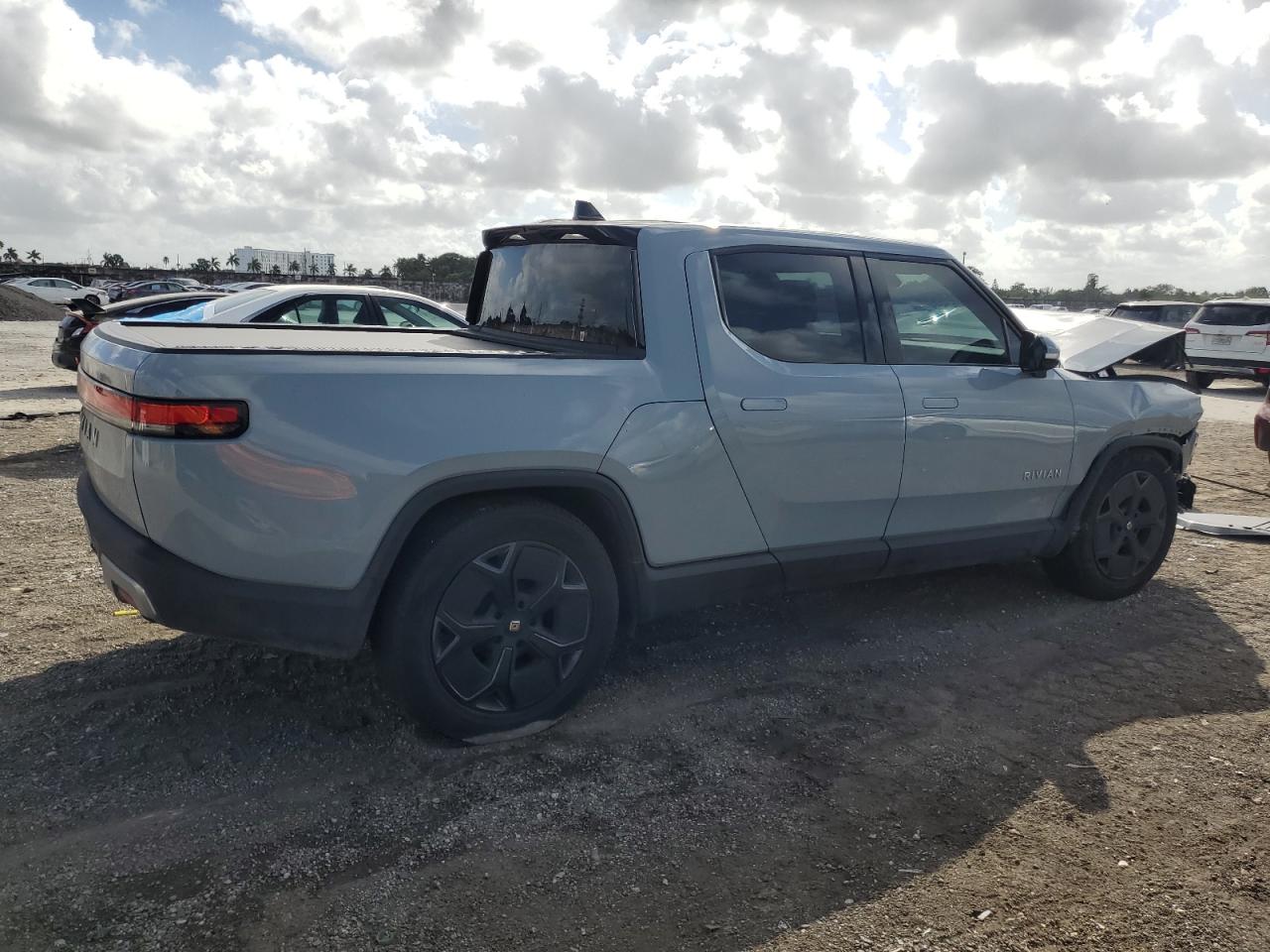 2023 RIVIAN R1T ADVENTURE VIN:7FCTGBAA2PN028983
