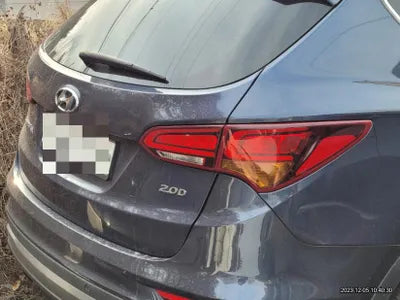 2017 Hyundai Santa FE VIN: