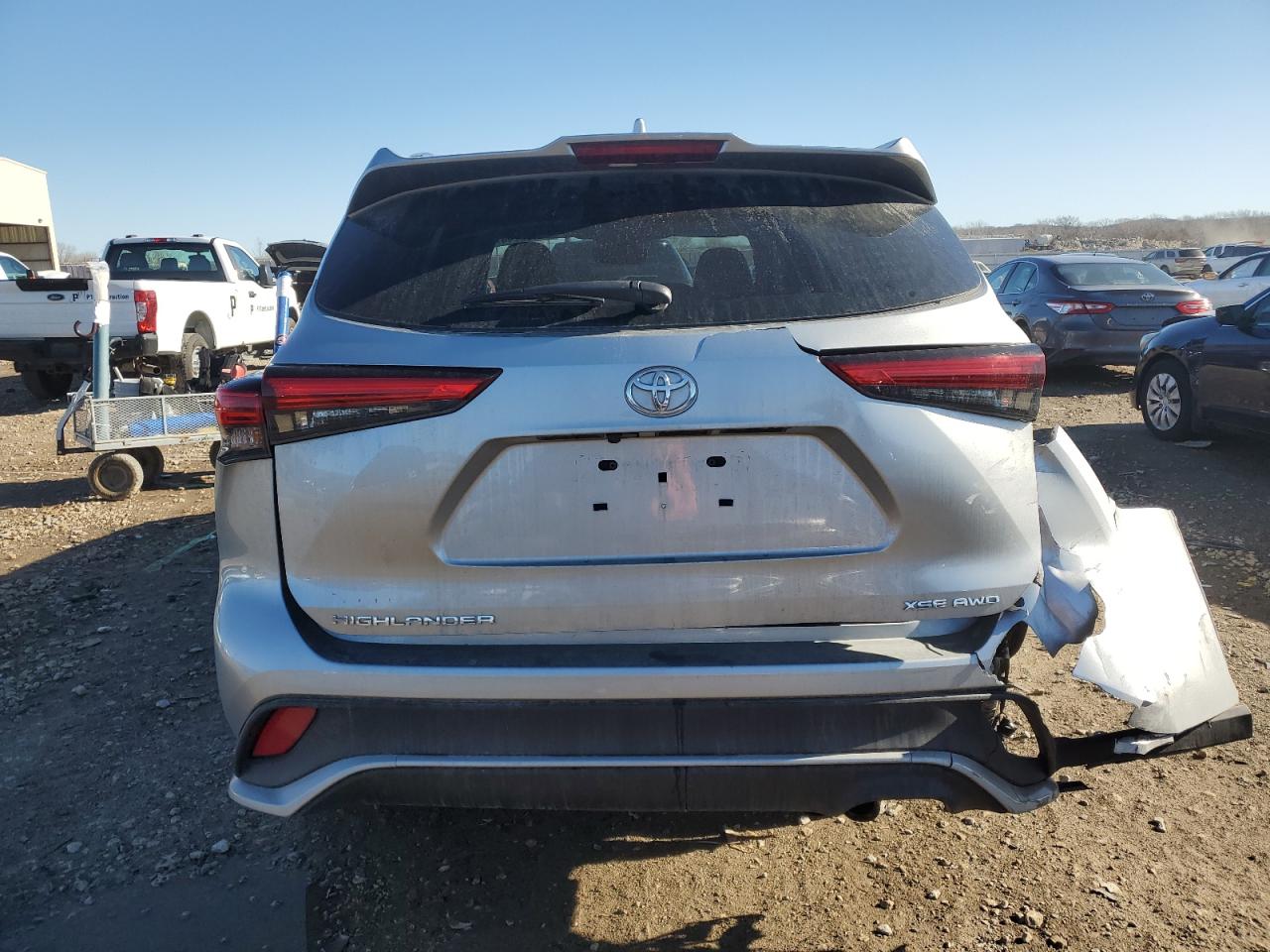 2022 TOYOTA HIGHLANDER XSE VIN:5TDJZRBH3NS188843
