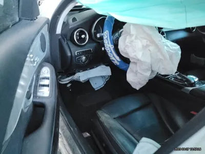 2015 Mercedes-Benz C 220 VIN: