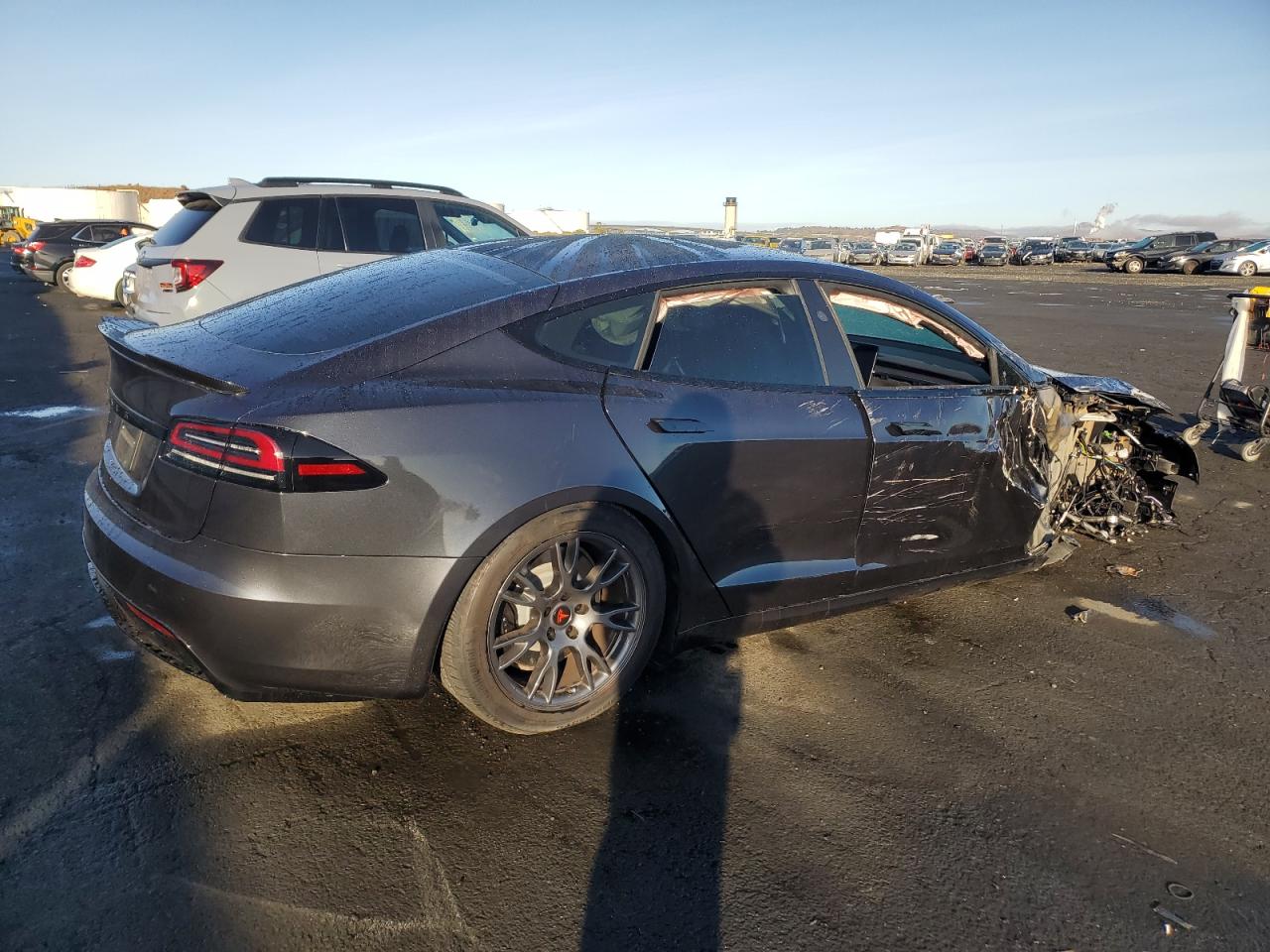 2024 TESLA MODEL S  VIN:5YJSA1E57RF534207