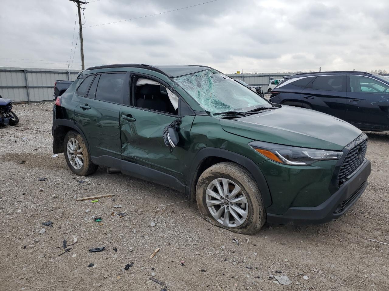 2022 TOYOTA COROLLA CROSS LE VIN:7MUCAABGXNV019935