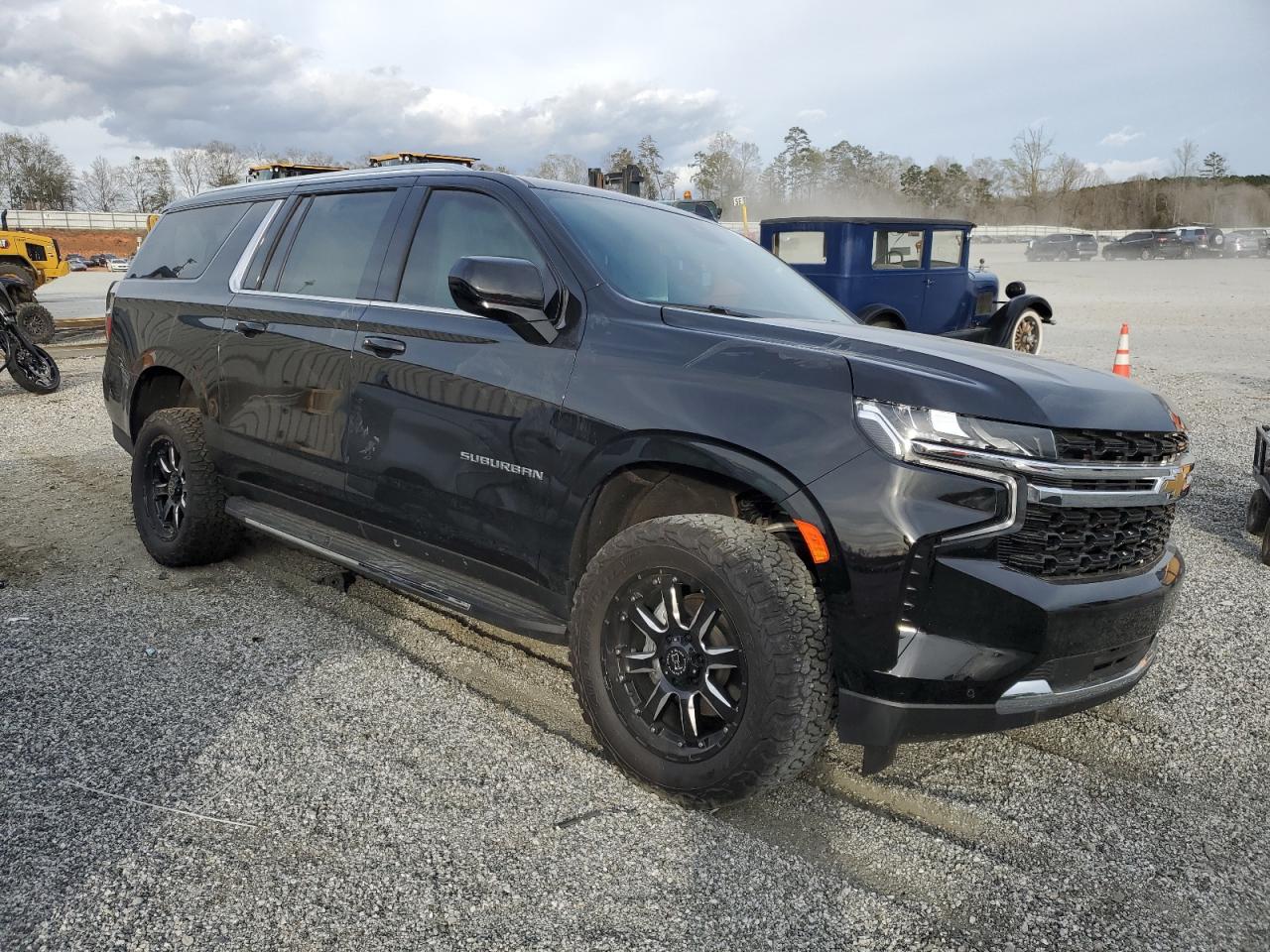 2023 CHEVROLET SUBURBAN K1500 LS VIN:1GNSKBET9PR554250