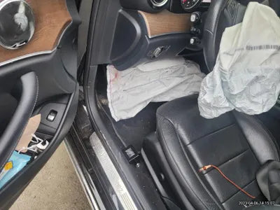 2017 Mercedes-Benz E 300 VIN: