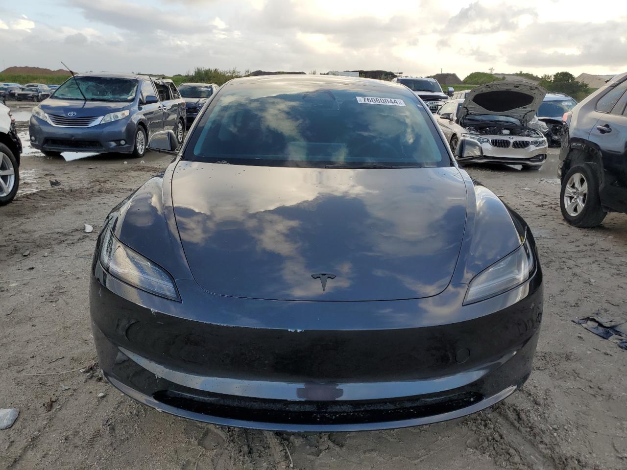 2024 TESLA MODEL 3  VIN:5YJ3E1EB3RF767855