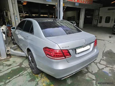 2016 Mercedes-Benz E 250 WDDHF9HB0GB245624 VIN:WDDHF9HB0GB245624