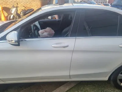 2018 Mercedes-Benz C 200 VIN: