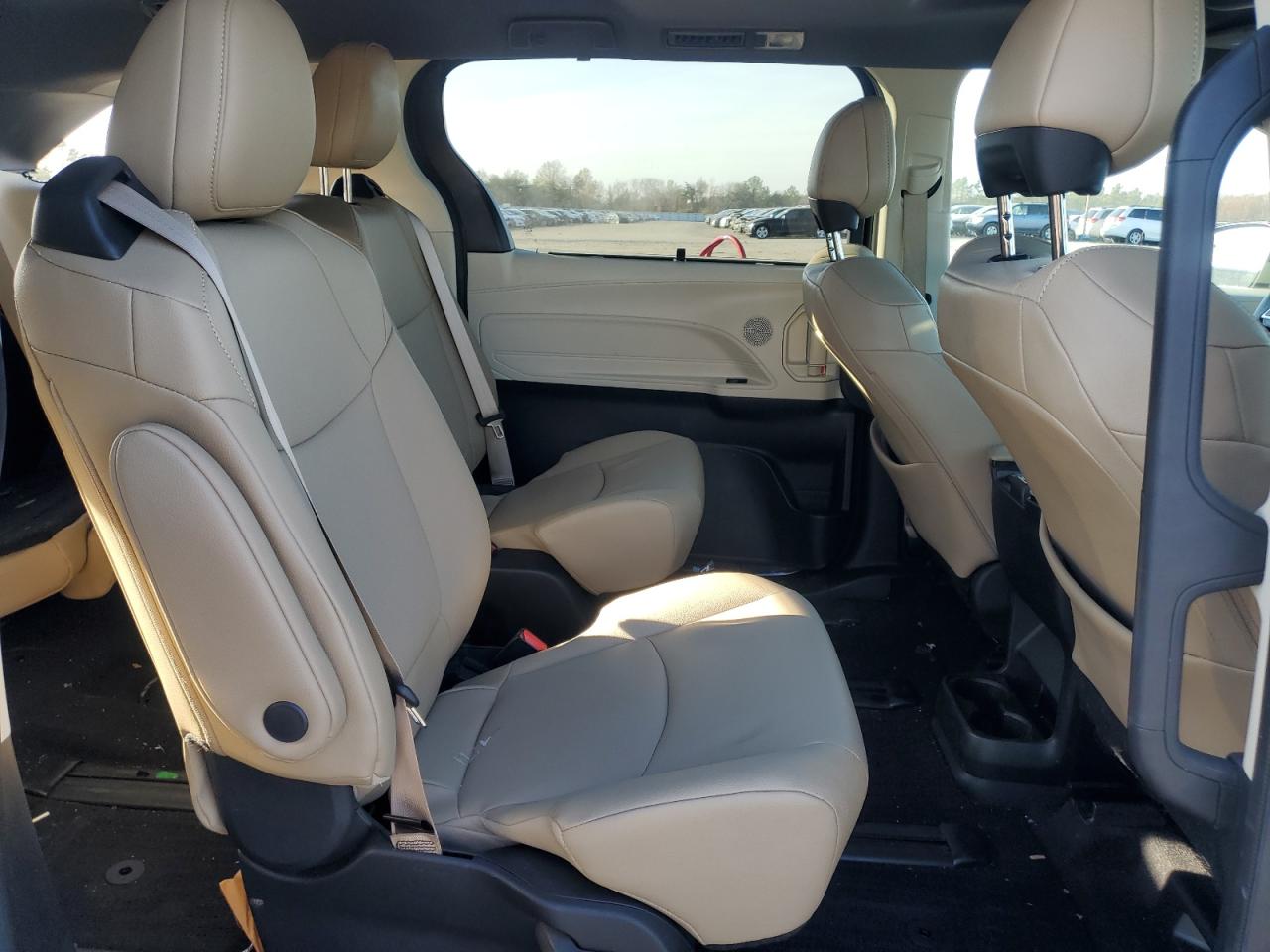 2023 TOYOTA SIENNA XLE VIN:5TDYRKEC5PS143170