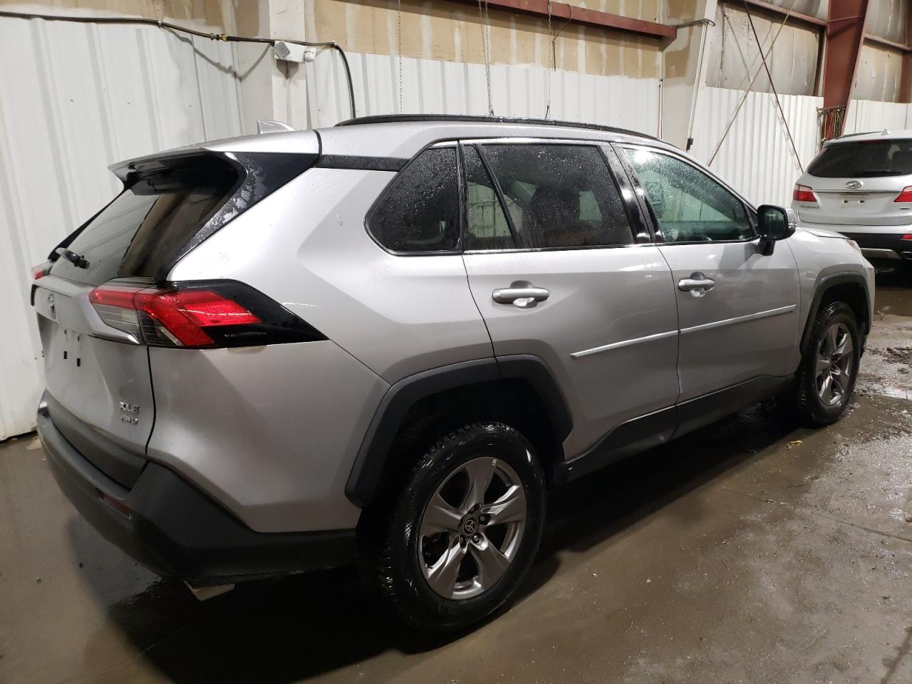 2024 TOYOTA RAV4 XLE VIN:2T3P1RFV5RC447338