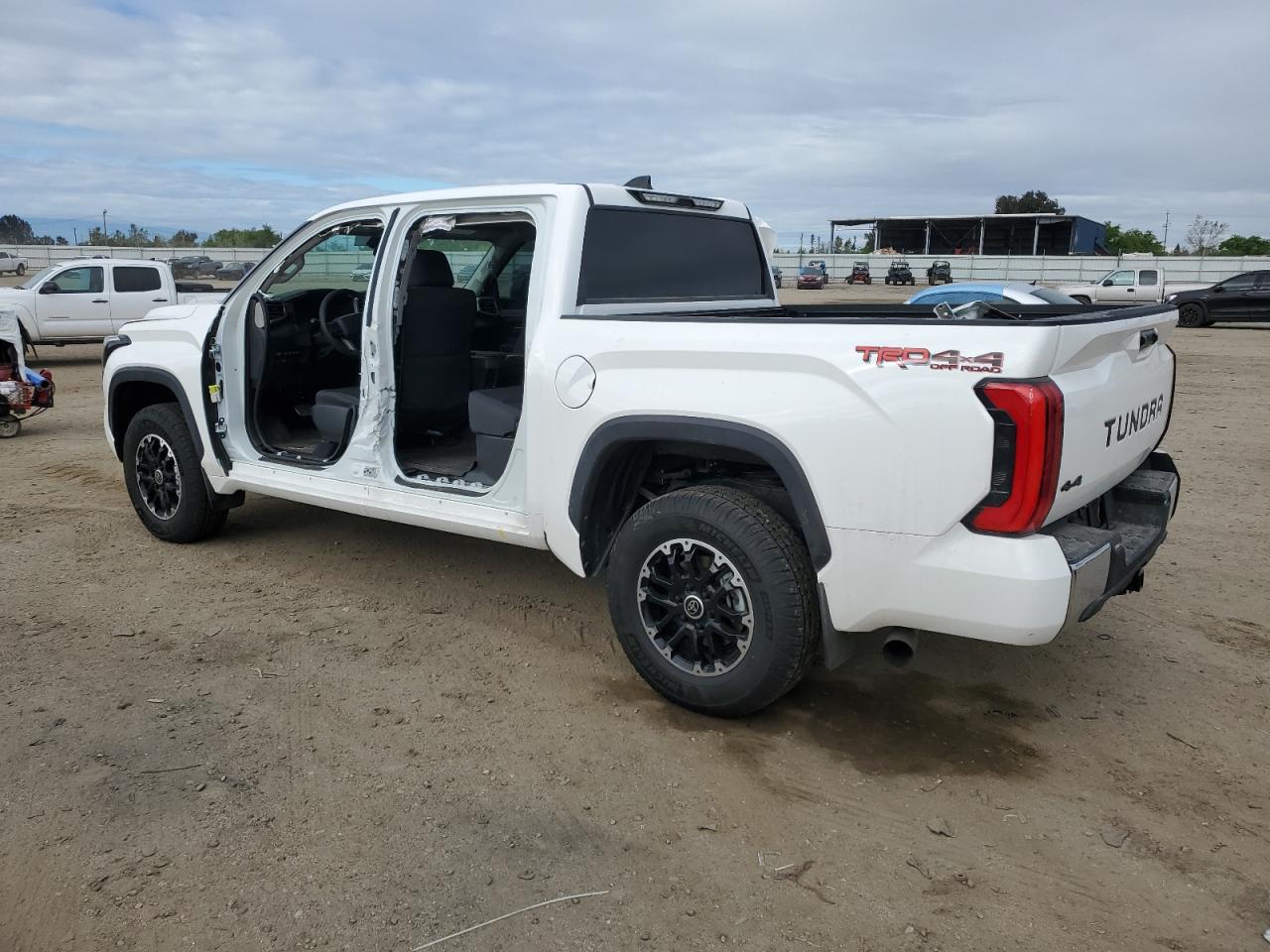 2023 TOYOTA TUNDRA CREWMAX SR VIN:5TFLA5DB5PX102642