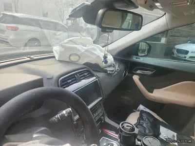 2018 Jaguar F-Pace SADCA2BN4JA274915 VIN:SADCA2BN4JA274915