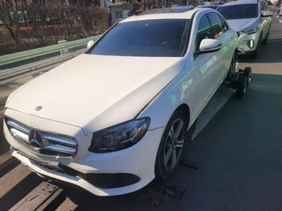 2019 Mercedes-Benz E 220 VIN: