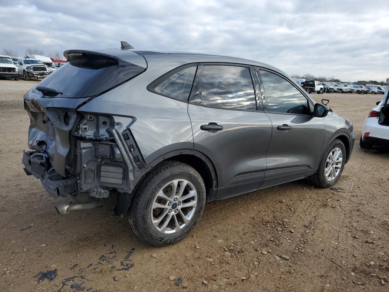 2022 FORD ESCAPE S VIN:1FMCU0F67NUA11652