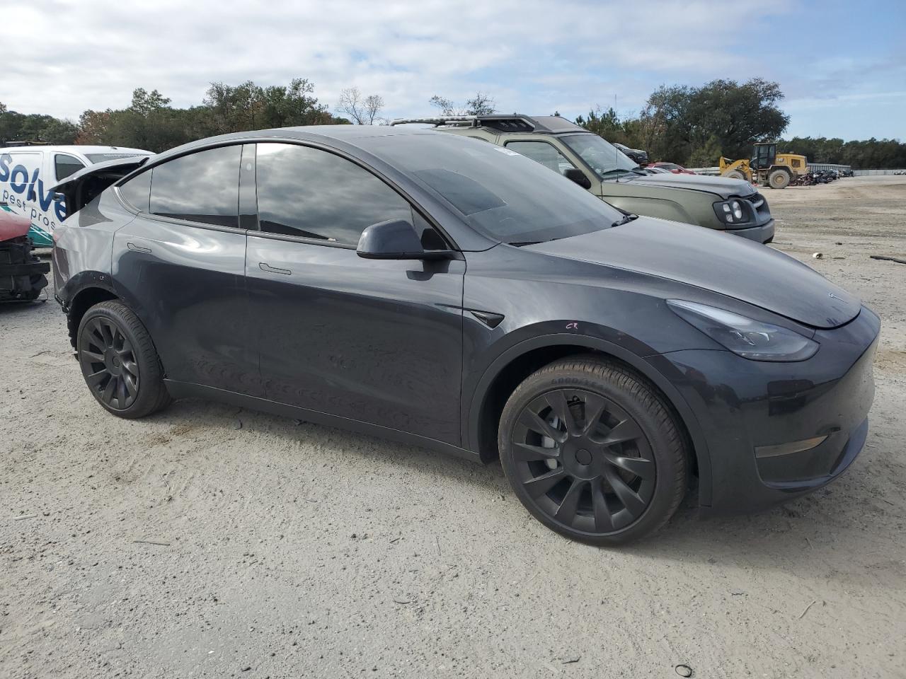 2024 TESLA MODEL Y  VIN:7SAYGDED2RF019071