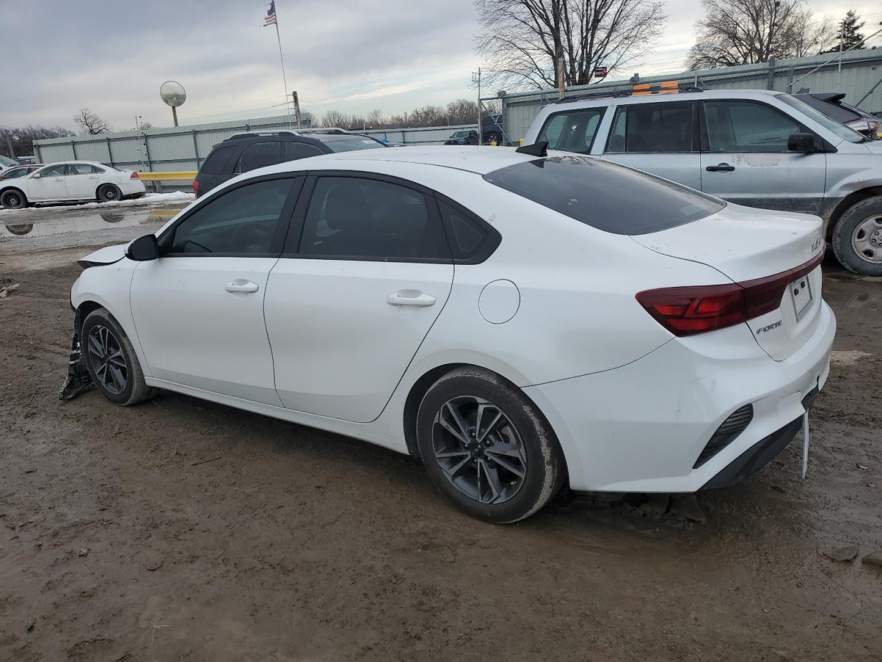 2023 KIA FORTE LX VIN:3KPF24AD1PE574105