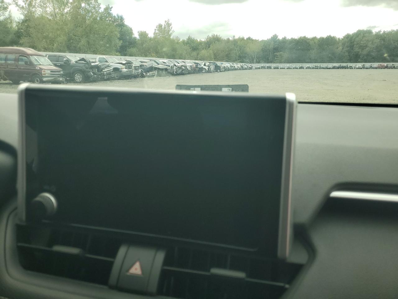 2024 TOYOTA RAV4 LE VIN:JTMLWRFV9RD243752