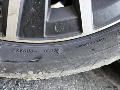 2021 Mercedes-Benz GLC 300 VIN: