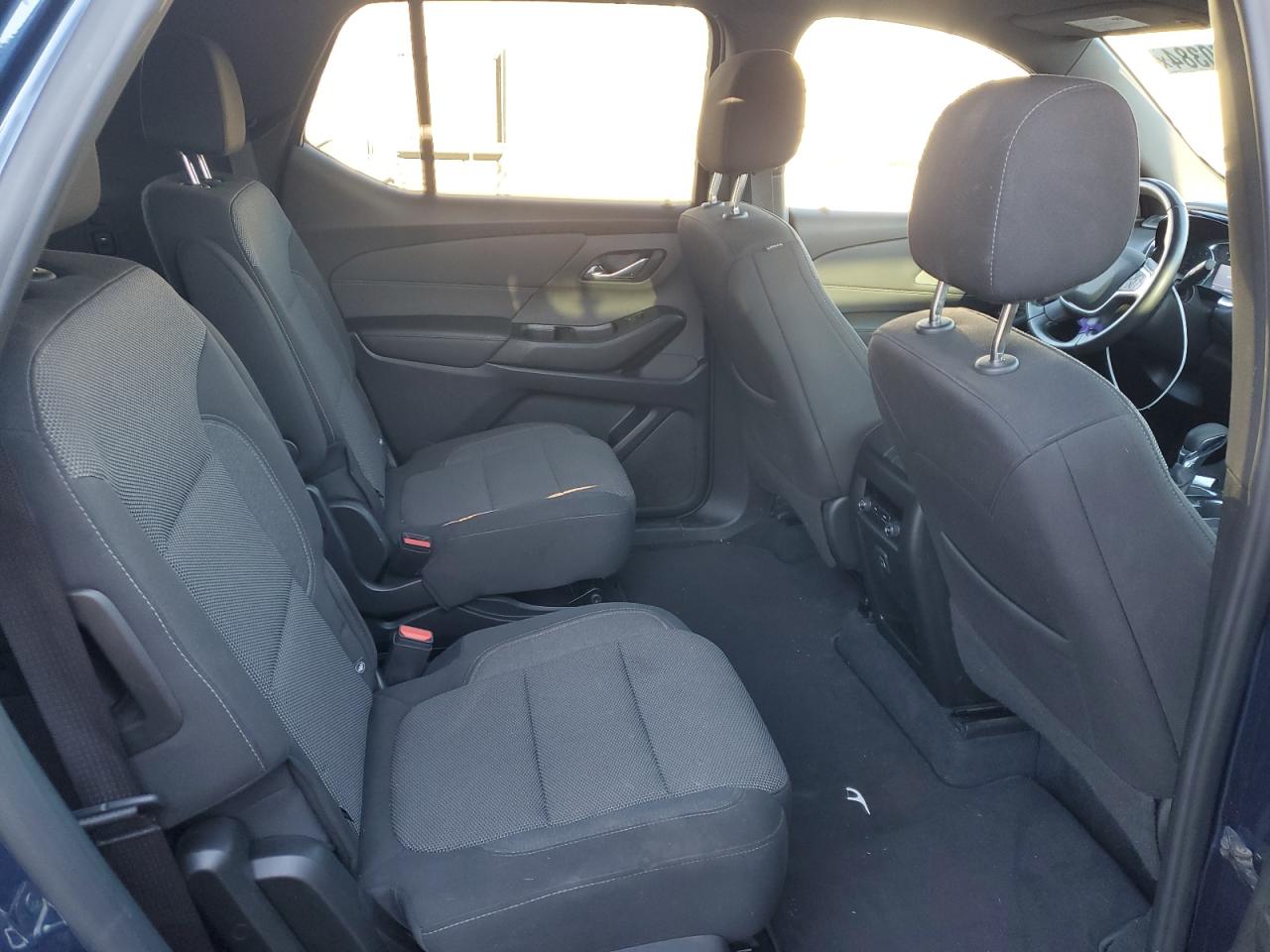 2022 CHEVROLET TRAVERSE LT VIN:1GNEVGKW0NJ184477