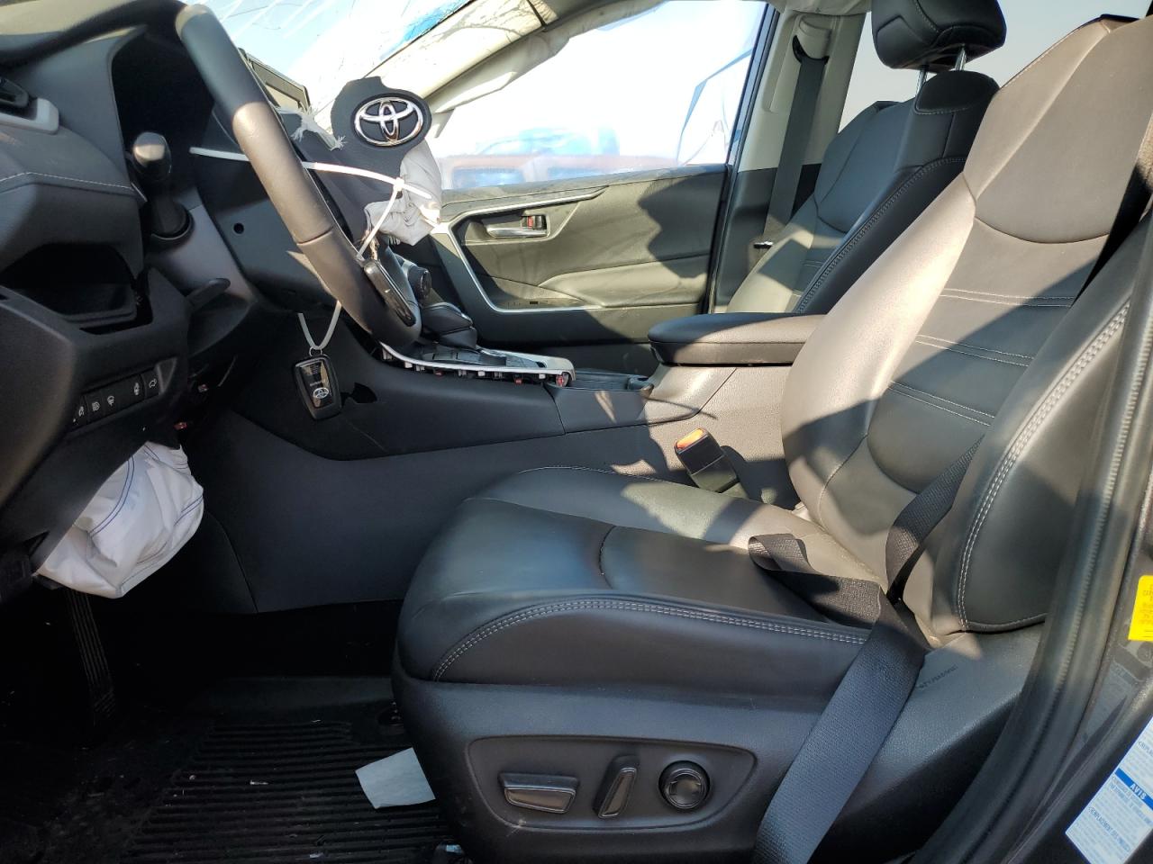 2022 TOYOTA RAV4 XLE PREMIUM VIN:4T3B6RFV0NU080059