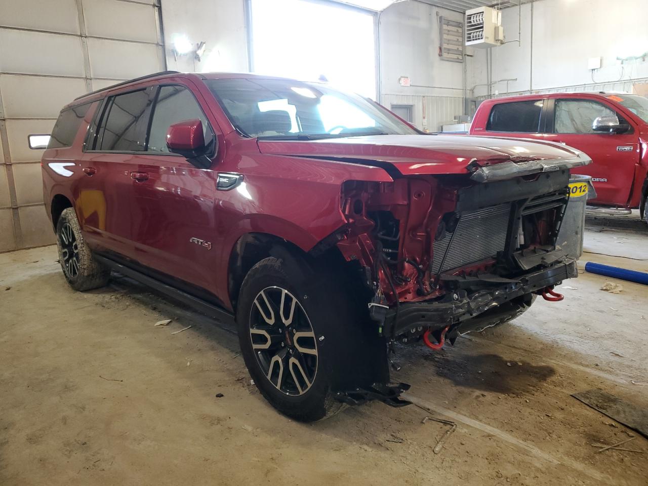 2024 GMC YUKON XL K1500 AT4 VIN:1GKS2HKD5RR243267