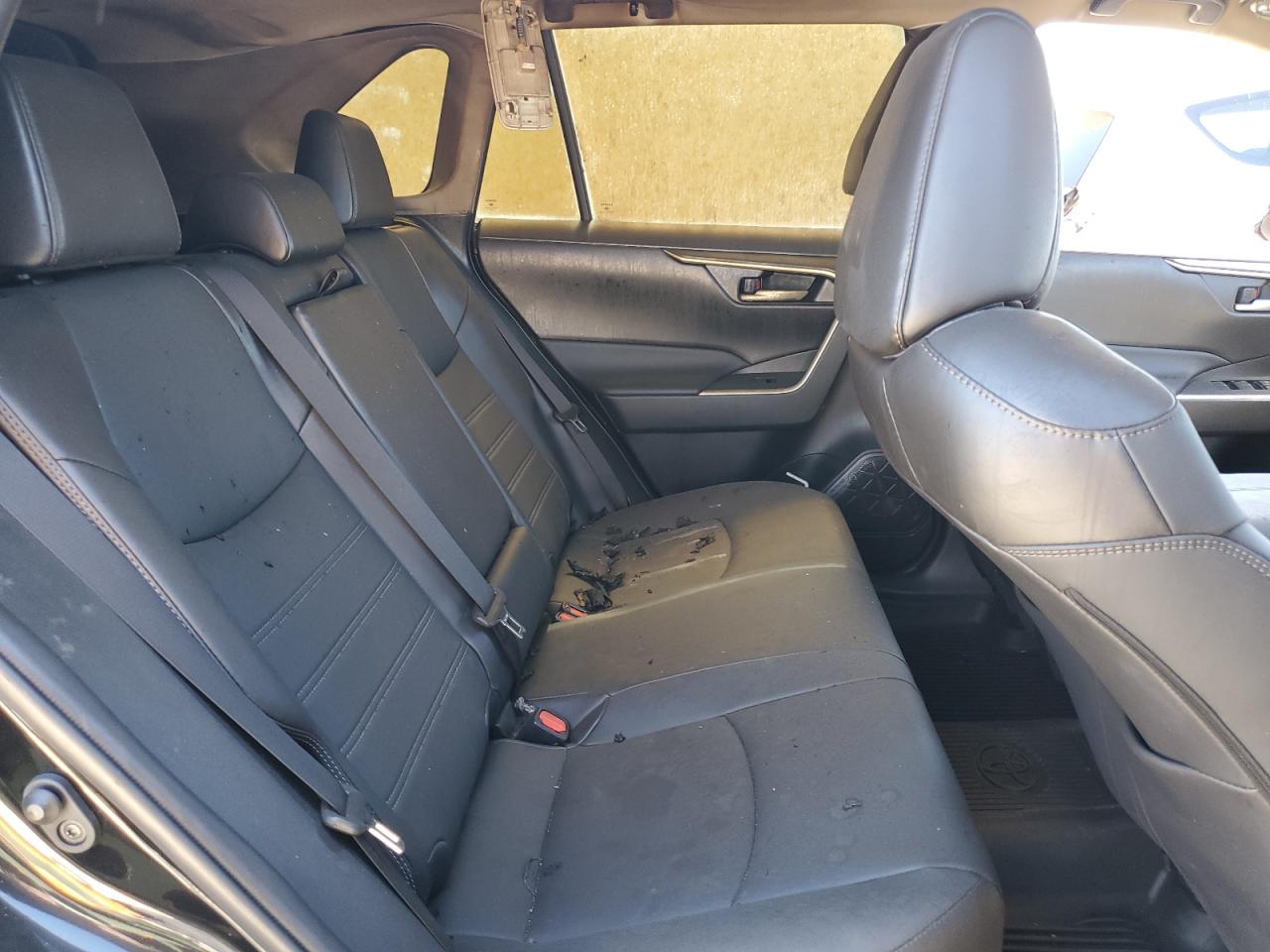 2022 TOYOTA RAV4 XLE PREMIUM VIN:2T3C1RFV7NW226623