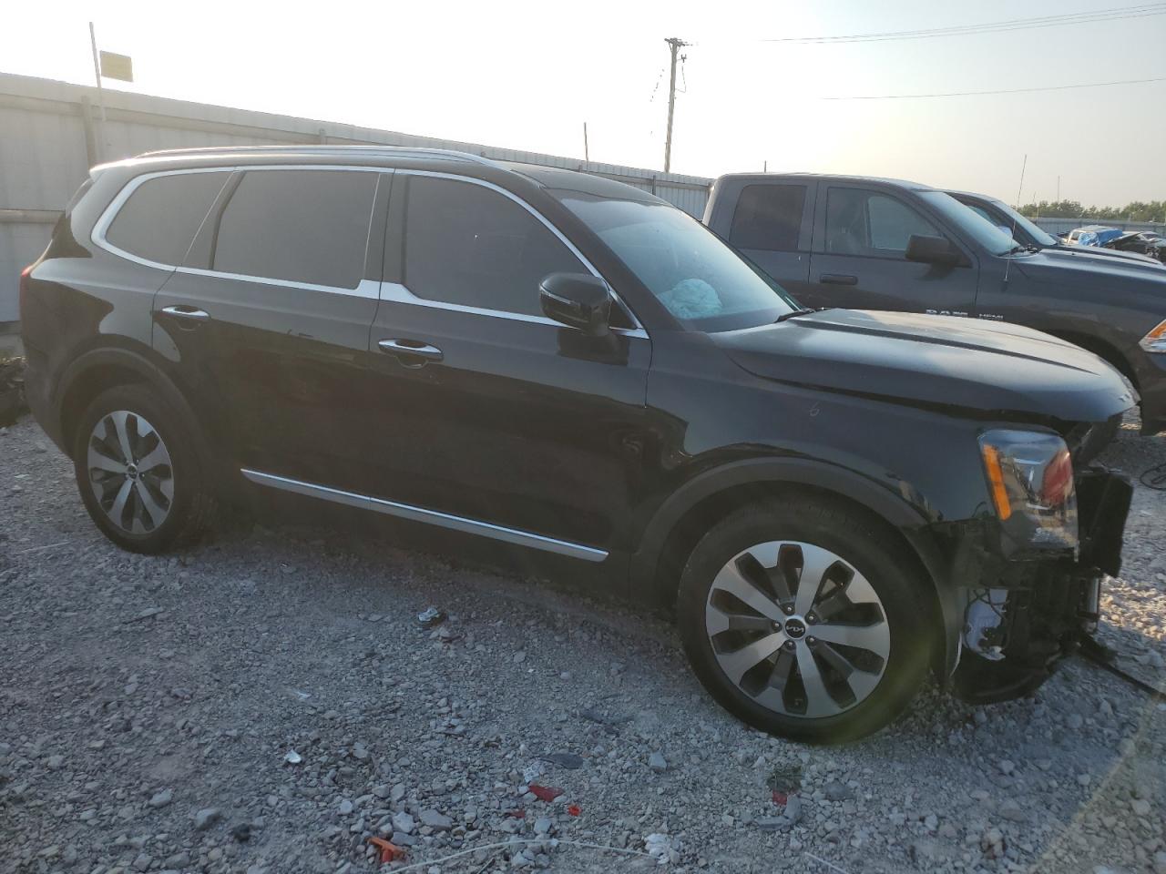 2022 KIA TELLURIDE S VIN:5XYP64HC3NG262079