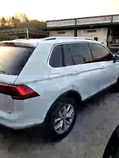2020 Volkswagen Tiguan WVGZZZ5NZLW319921 VIN:WVGZZZ5NZLW319921