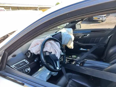 2015 Mercedes-Benz E 220 VIN: